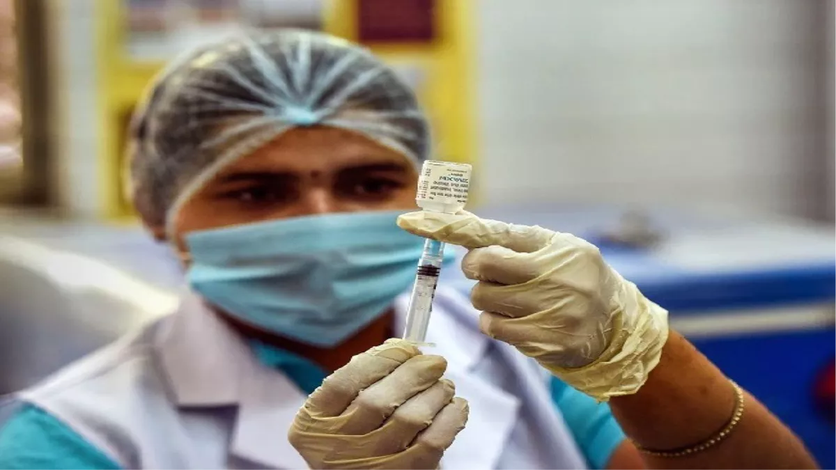 UP News: कोरोना टीकाकरण में सहयोग पर एएनएम को 10 हजार का इनाम, बैंक खाते में आनलाइन ट्रांसफर होगी राशि