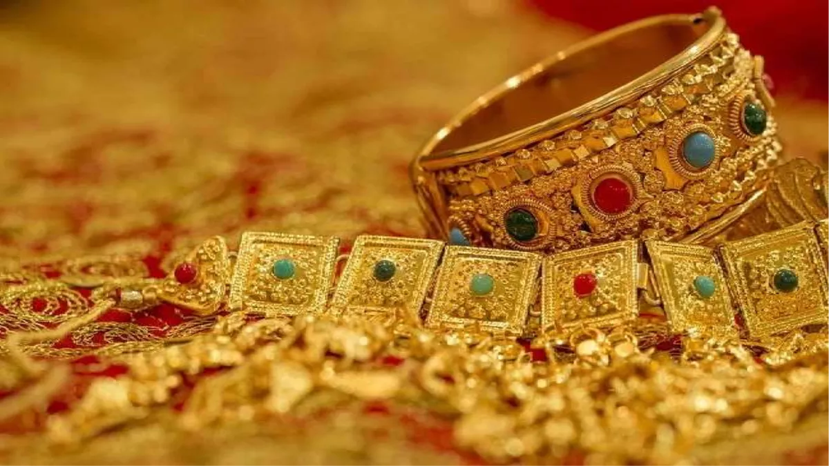Gold-Silver Price: सब सभी चीजों के दाम में लगी है आग, तब जानें क्या है सोने-चांदी का हाल, देखिए जमशेदपुर में क्या है सोने का भाव