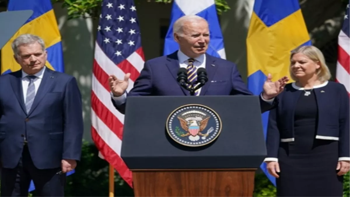 Ukraine War: अमेरिकी राष्‍ट्रपति से मिले फिनलैंड और स्वीडन के नेता, बाइडन बोले- NATO का आकार बढ़ने से यूरोपीय सुरक्षा होगी मजबूत