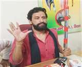 सिरसा में पत्रकारों को संबोधित करते हुए नवीन जयहिंद।