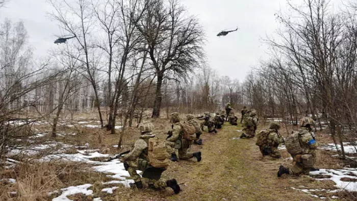 Russia Ukraine War: यूक्रेन के 1,730 सैनिकों ने किया समर्पण, फैक्ट्री नहीं हुई खाली; डोनेस्क और लुहांस्क में कब्जे के लिए लड़ाई जारी