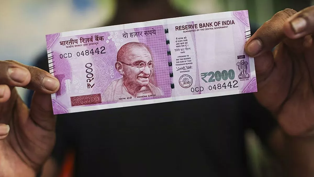 2000 Rupees Note: नोटबंदी के लगभग छह साल बाद RBI ने क्यों बंद किया दो हजार का नोट, क्या है इस फैसले की वजह