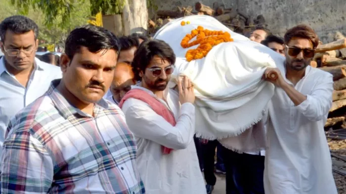 Ayushmann Khurrana, Aparshakti Khurana Father last rites