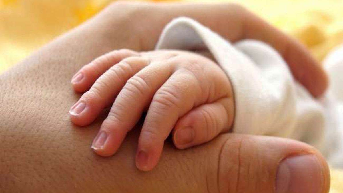 https://www.jagranimages.com/images/newimg/19052023/19_05_2023-born_baby_23416700.jpg