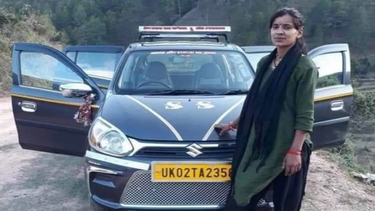 Uttarakhand: पति पड़ा बीमार तो संभाला स्टीयरिंग और लिख दिया इतिहास, बनी बागेश्वर की पहली महिला टैक्सी ड्राइवर