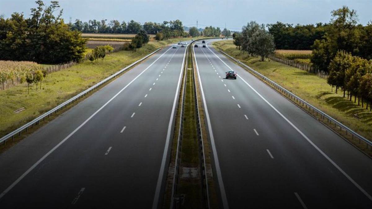 another expressway is coming soon in india the journey from delhi to kolkata will be covered in just 17 hours