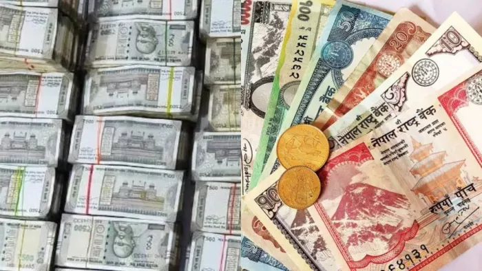 व्यवसायिक के घर की छापेमारी नेपाली करेंसी समेत 94 लाख की नकदी बरामद