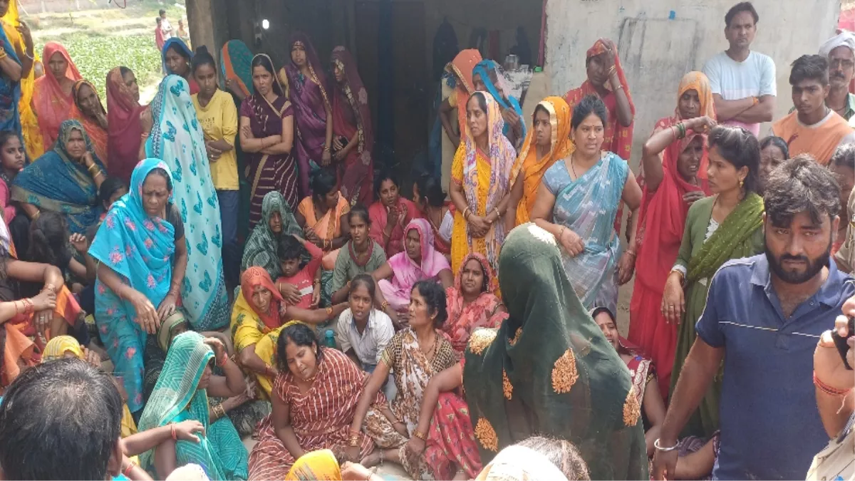 बर्थडे पार्टी में गए युवक का घर के पीछे तालाब में म‍िला शव, हत्‍या का आरोप; घर में पसरा मातम