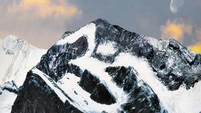 कैलास पर्वत का फाइल फोटो का इस्तेमाल किया गया है।