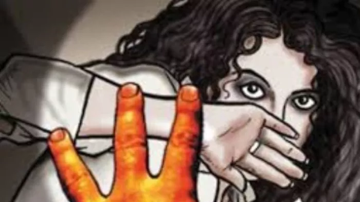 मदद मांगने आई नाबालिग छात्रा के साथ यौन शोषण। फाइल फोटो
