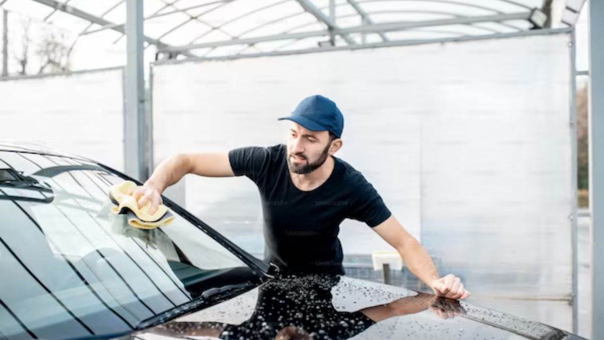 https://www.jagranimages.com/images/newimg/19062023/19_06_2023-car_windshield_23445505.jpg