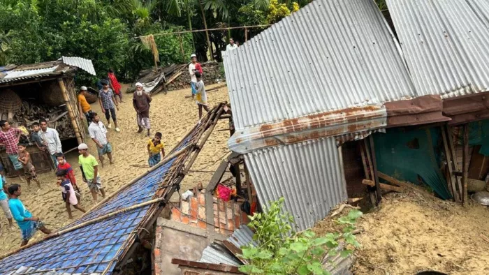 असम में बाढ़ की वजह से अब तक 26 लोगों की मौत हो चुकी है।फोटो सोर्स: एएनआई)