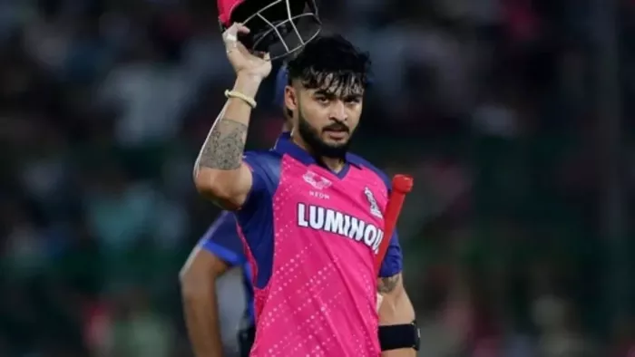जिम्बाब्वे दौरे पर रियान पराग को मिल सकता है टीम इंडिया में मौका। फाइल फोटो