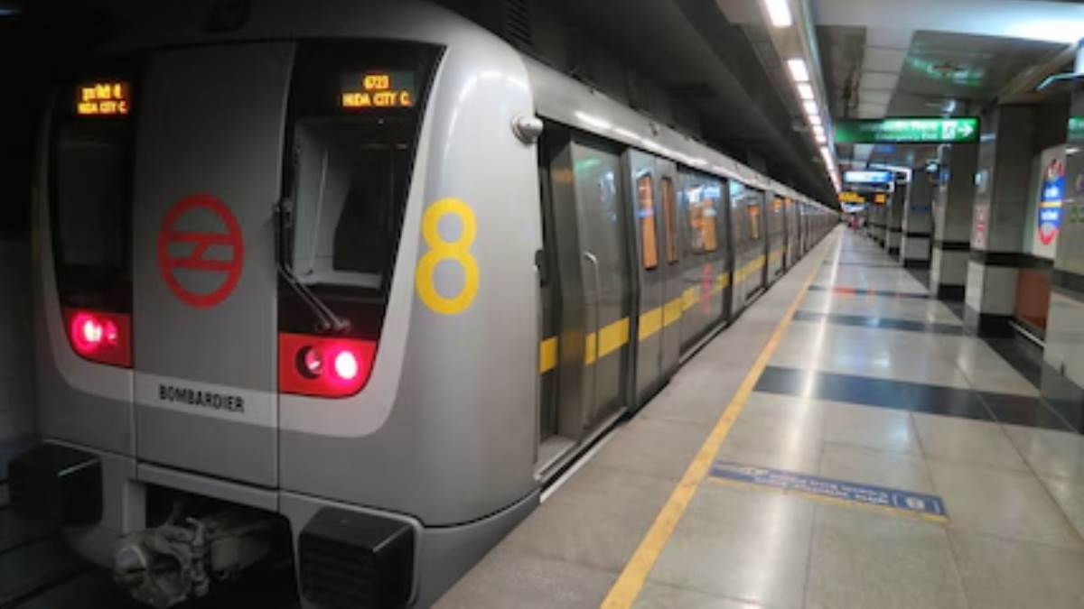 https://www.jagranimages.com/images/newimg/19062025/19_06_2025-delhi_metro_23968445.jpg