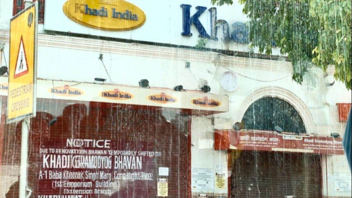 ncr khadi mall indias first khadi mall to open in connaught place