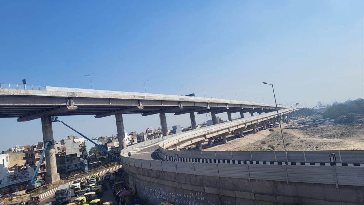 https://www.jagranimages.com/images/newimg/19062025/19_06_2025-delhi_news_6_67_23968391_223846802.jpg