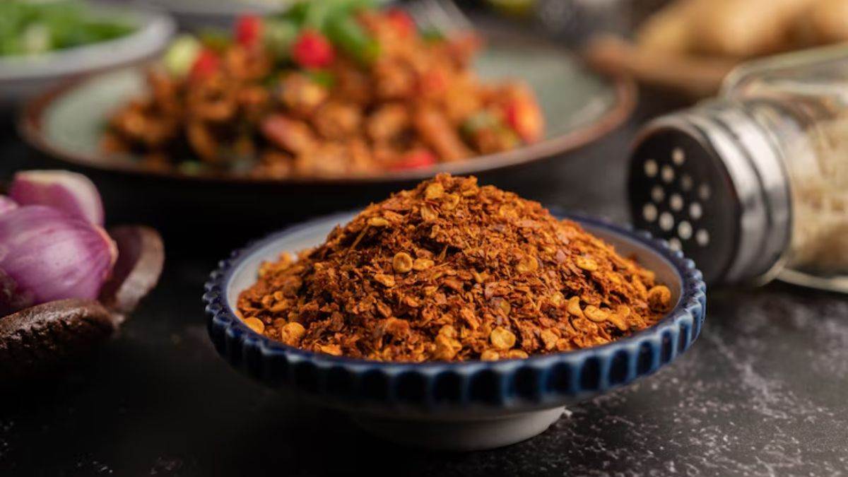 https://www.jagranimages.com/images/newimg/19062025/19_06_2025-meat_masala_23968185.jpg