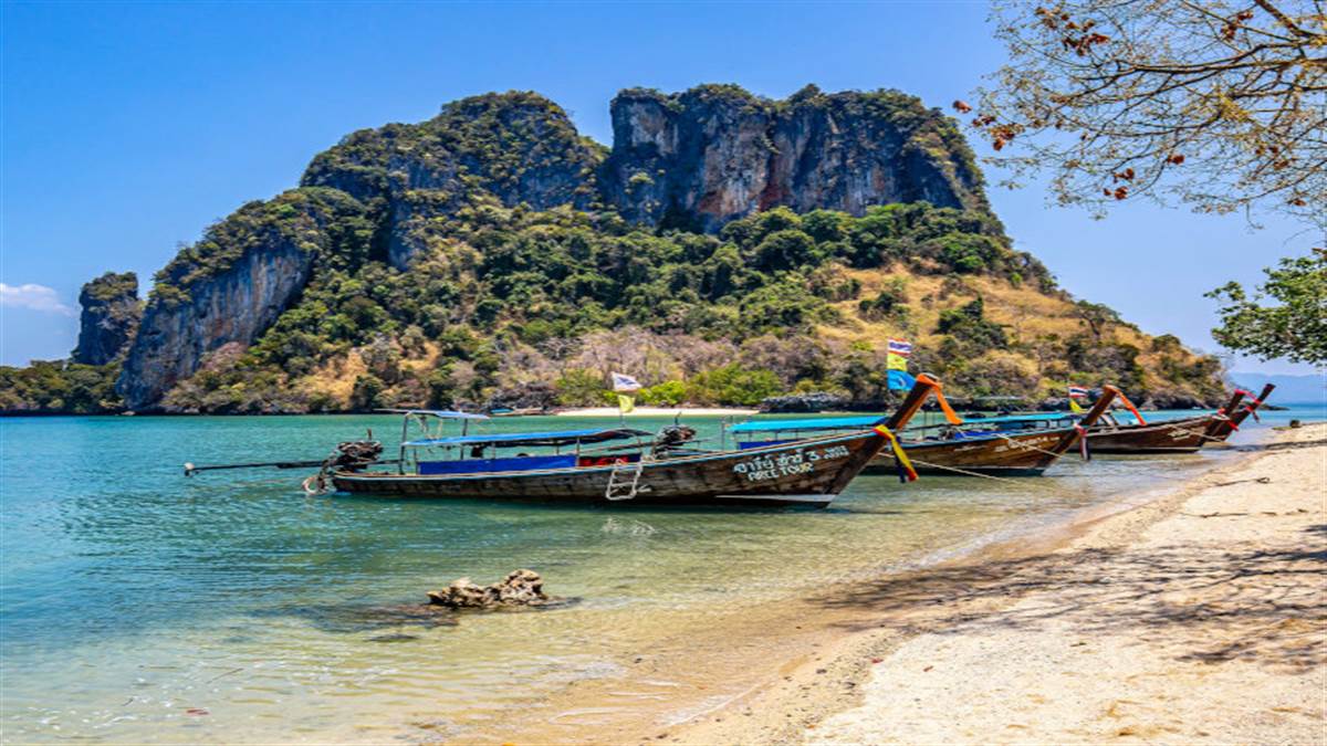 irctc andaman tour package mersmerizing andaman with kolkata tour package at 53295 rupees know here full details