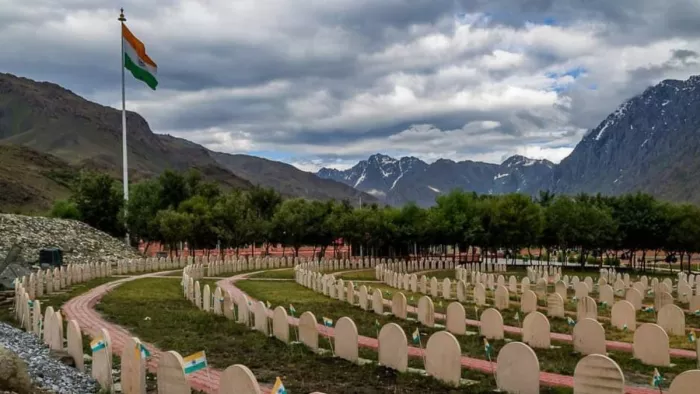 जागरण विशेष : यात्रा : शौर्य गाथा और रोमांच के दर्शन कराता पर्यटन का नया केंद्र कारगिल