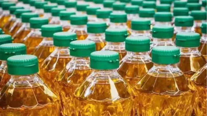 पिछले साल के अप्रैल-जून की तुलना में 1.48 प्रतिशत की गिरावट आ गई।