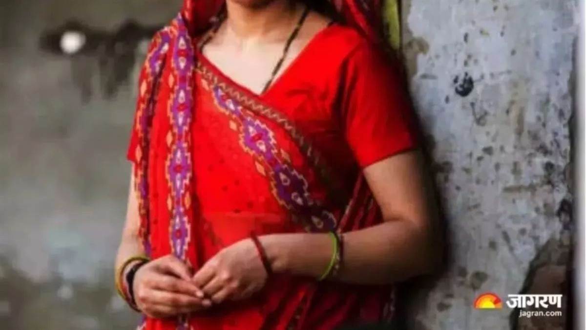 woman leaves husband for instagram lover in varanasi news