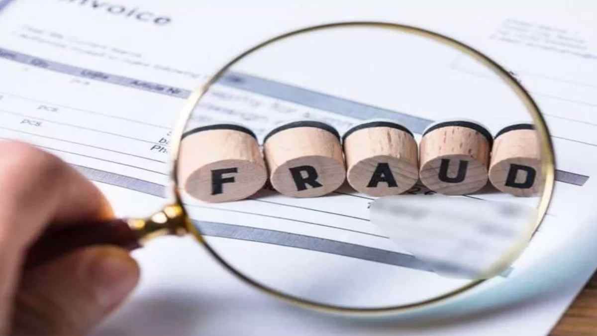 ncr delivery boys pan card used for 12 crore rupees fraud new delhi city news