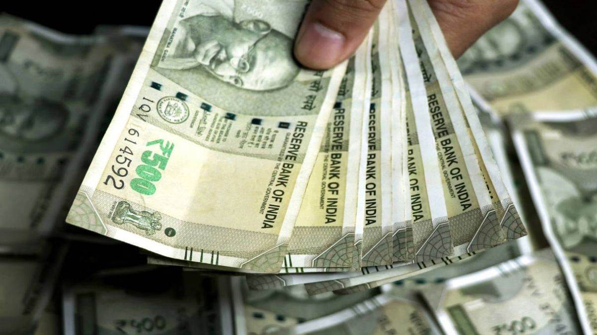 officers slow in recovering dues only 20 crores were recovered out of 32 thousand crores