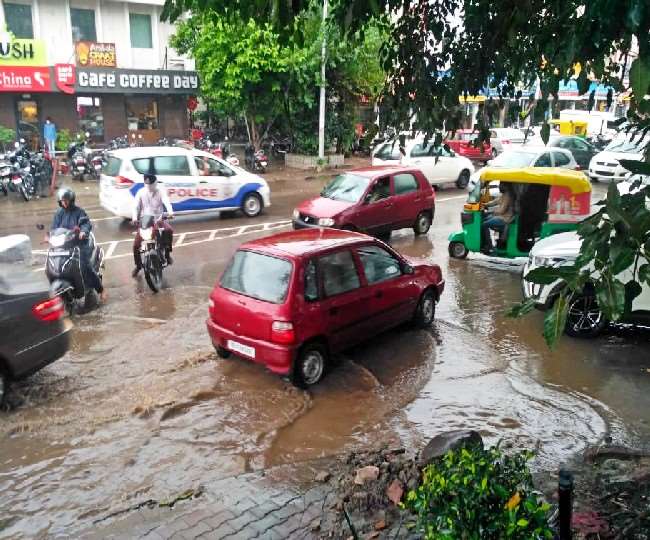 Chandigarh Weather Update चंडीगढ़ में लगातार दूसरे दिन की बारिश ने उमस