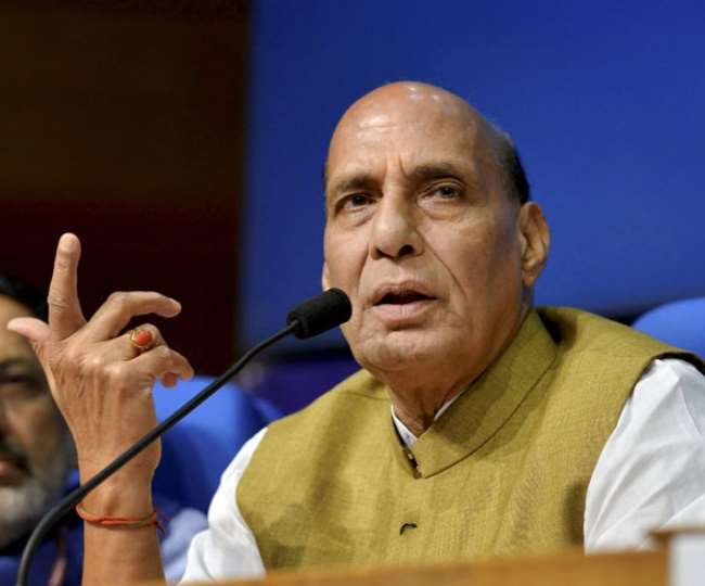 रक्षा मंत्री राजनाथ सिंह ने कहा कि वैश्विक स्तर पर बदलती स्थितियों के मद्देनजर सुरक्षा चुनौतियां बढ़ रही हैं...