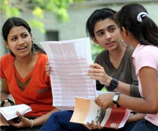 दिल्ली विश्वविद्यालय में प्रवेश के लिए रजिस्ट्रेशन की प्रक्रिया जारी