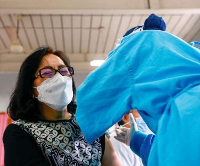 3.86 करोड़ से ज्यादा लोगों ने कोरोनारोधी वैक्सीन की निर्धारित समय के भीतर दूसरी डोज नहीं ली है।