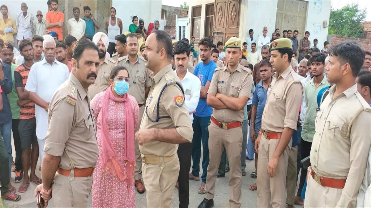 मोबाइल और टार्च की रोशनी में पुलिस ने खोज निकाला बच्ची का शव