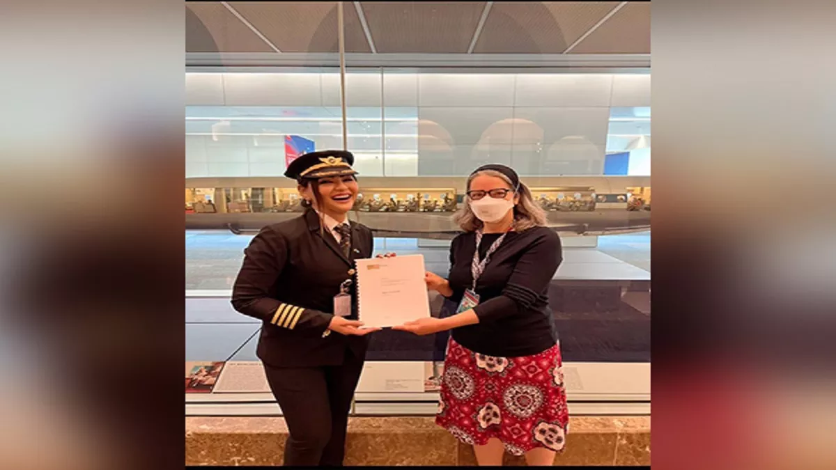 Zoya Agarwal: भारत की महिला पायलट को रिकॉर्ड तोड़ उड़ान करने पर पहली बार अमेरिकी एविएशन म्यूजियम में मिली जगह
