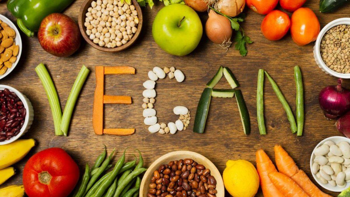 https://www.jagranimages.com/images/newimg/19082024/19_08_2024-vegan_superfoods_23781035.jpg