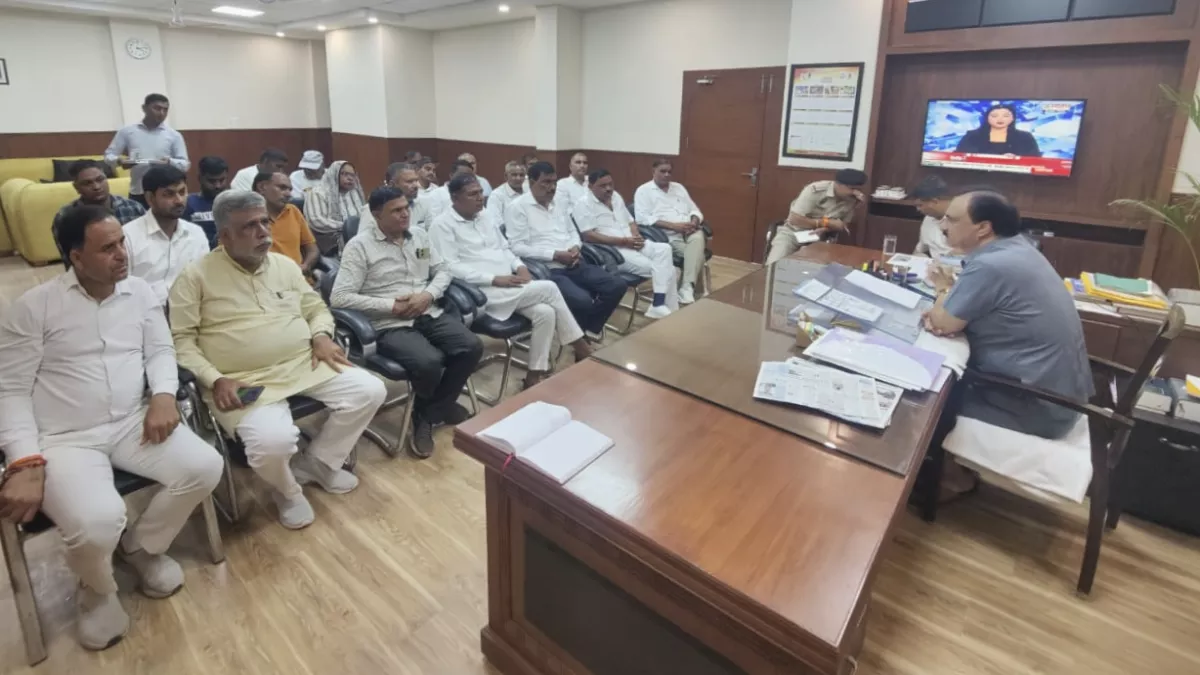 फरीदाबाद : यमुना में बाढ़ से हाहाकार, कई लोग अपने घरों में हो गए थे कैद, NDRF को देख ली राहत की सांस
