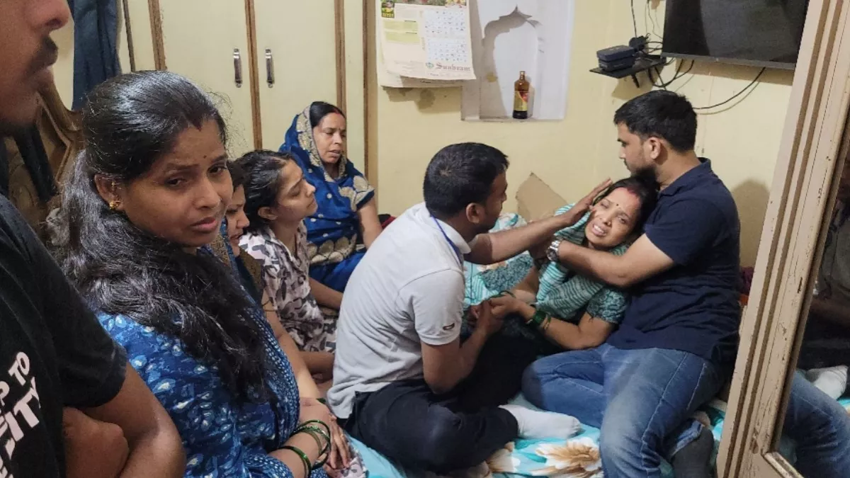 सनबीम स्कूल में तड़पता रहा आदित्य, पिता बोले - 'बेटे को मरने के लिए छोड़ दिया गया'