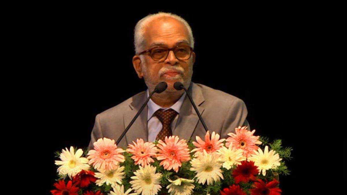 https://www.jagranimages.com/images/newimg/19082025/19_08_2025-b_sudershan_reddy_24017694.jpg