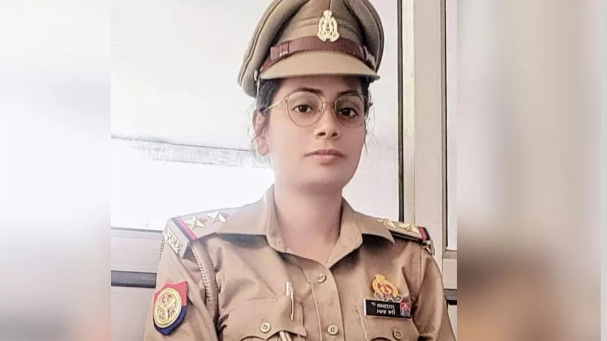 घर की लाडली थी SI रिचा, होनहार बेटी को खोने पर पिता का रो-रोकर बुरा हाल; बुलेट से हुआ दर्दनाक हादसा