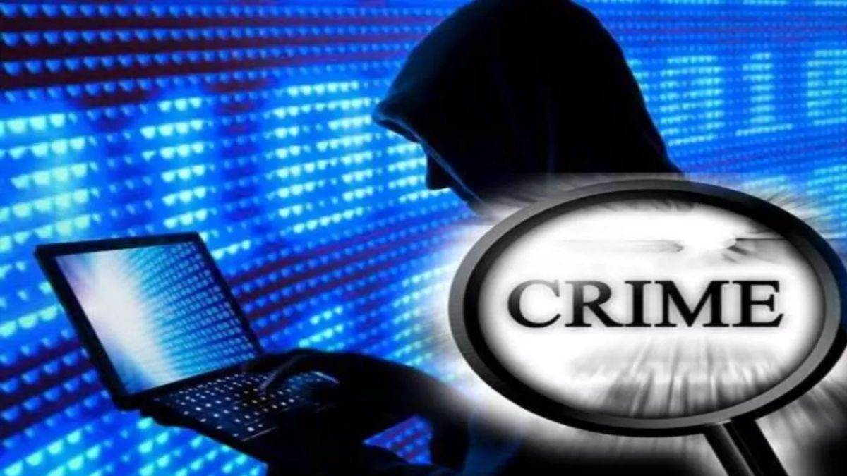 fraud on the name of plot and visa 18 booked including 4 cops in jammu