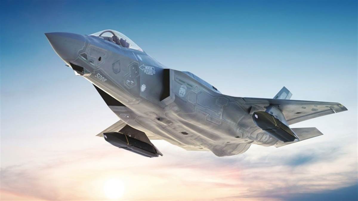 https://www.jagranimages.com/images/newimg/19082025/19_08_2025-jets_24018476_221441902.jpg