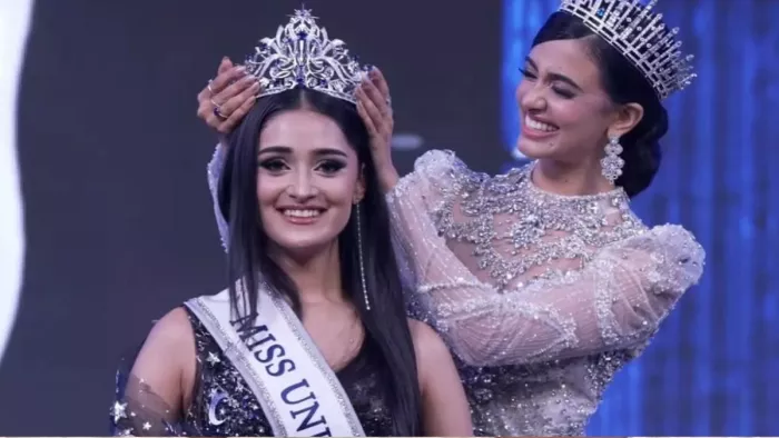 मनिका विश्वकर्मा बनीं मिस यूनिवर्स इंडिया 2025