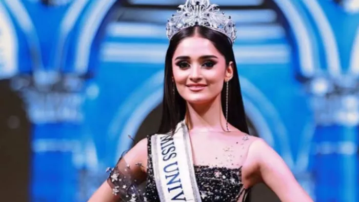 मनिका विश्वकर्मा ने जीता मिस यूनिवर्स इंडिया 2025