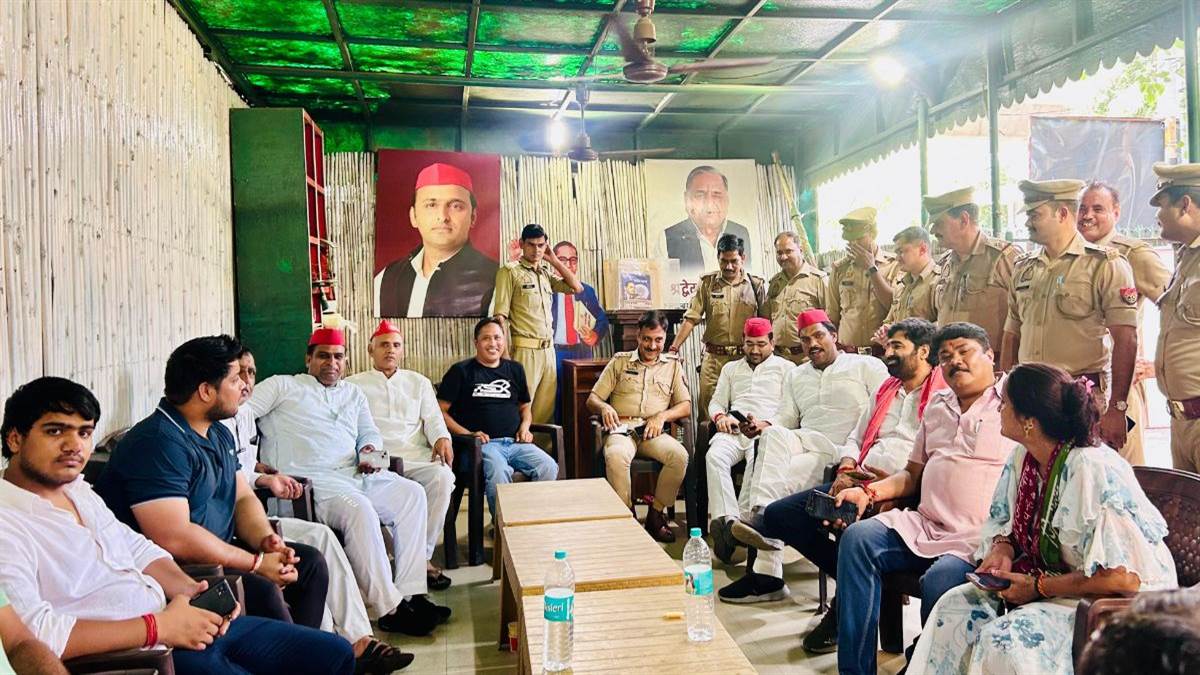 https://www.jagranimages.com/images/newimg/19082025/19_08_2025-noida_news_update_5_24017493.jpg