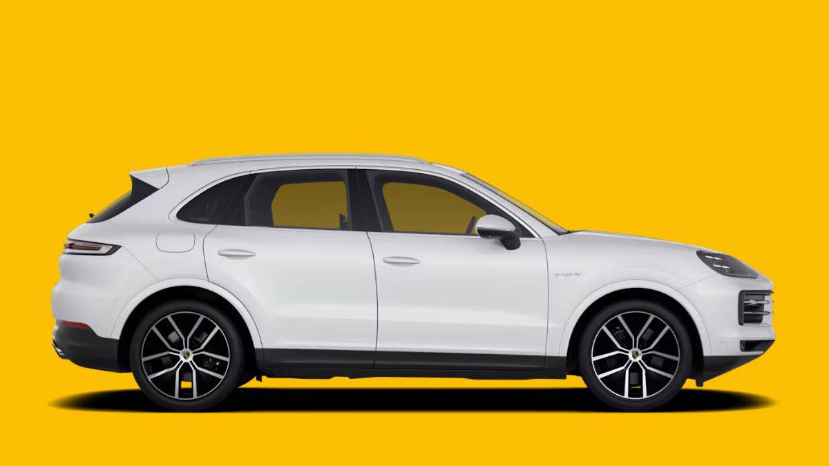 https://www.jagranimages.com/images/newimg/19082025/19_08_2025-porsche_cayenne_ev_24018195.jpg