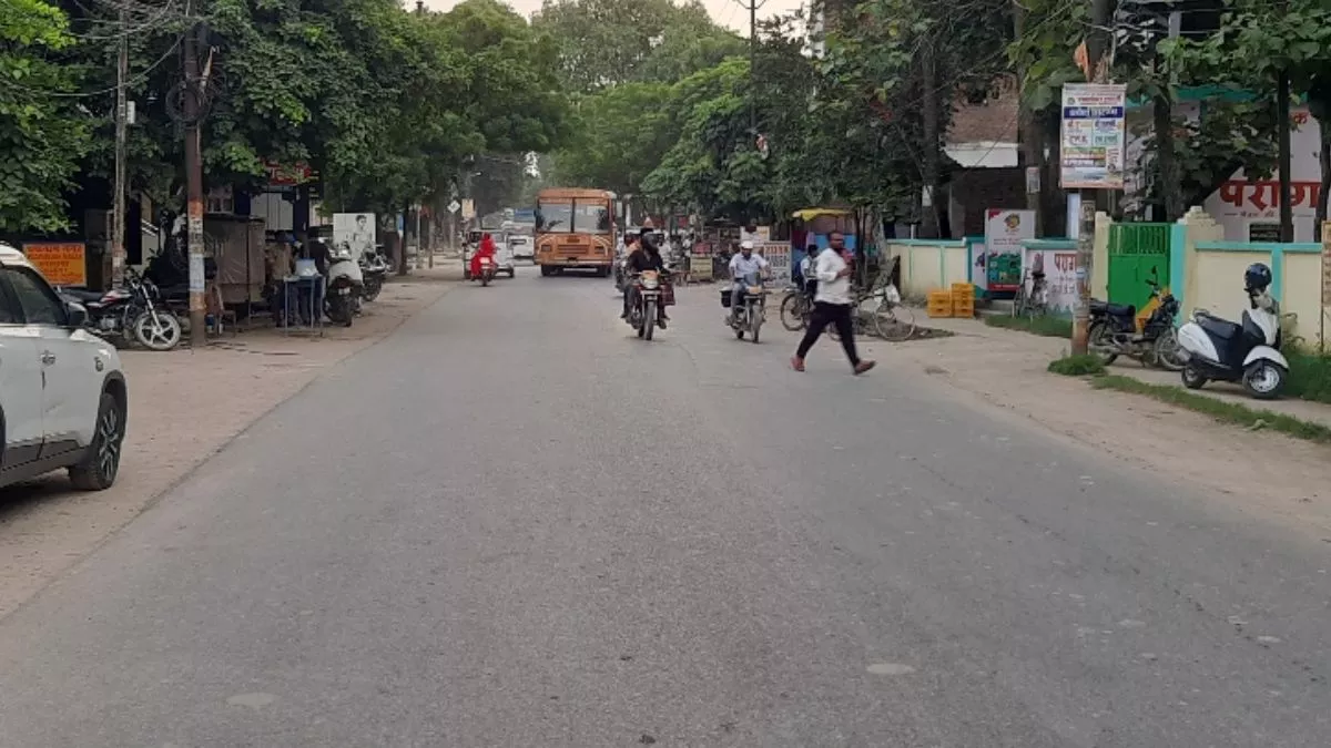 यूपी के इस ज‍िले में दो फीट ऊंची होगी सड़क, जलभराव से मिलेगी निजात; हादसों पर लगेगी लगाम