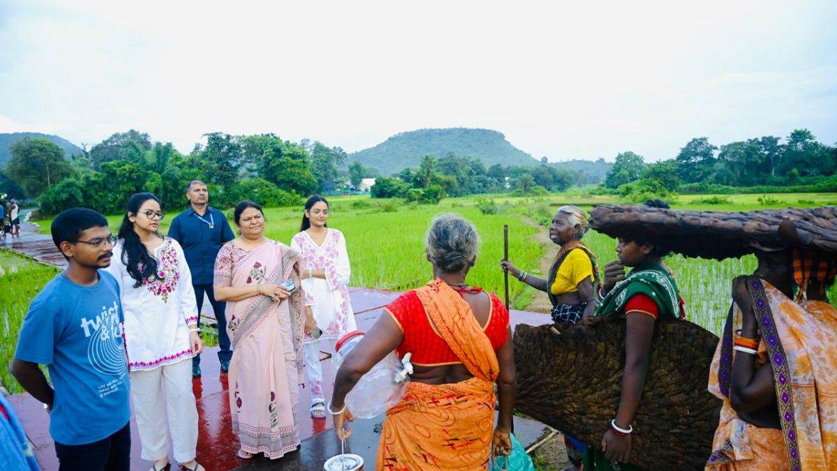 https://www.jagranimages.com/images/newimg/19082025/19_08_2025-sita_soren_24017468.jpg