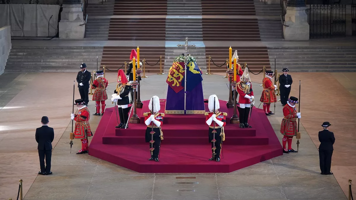 Queen Elizabeth II Funeral: महारानी एलिजाबेथ का अंतिम संस्कार आज, 2,000 से ज्यादा मेहमान होंगे शामिल
