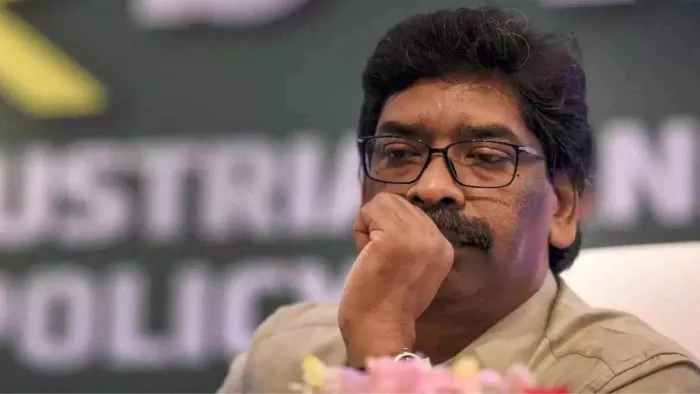 Jharkhand News: झारखंड में स्थाई अमीनों की बहाली को लेकर CM हेमंत सोरेन से मिलने की तैयारी में एसोसिएशन।