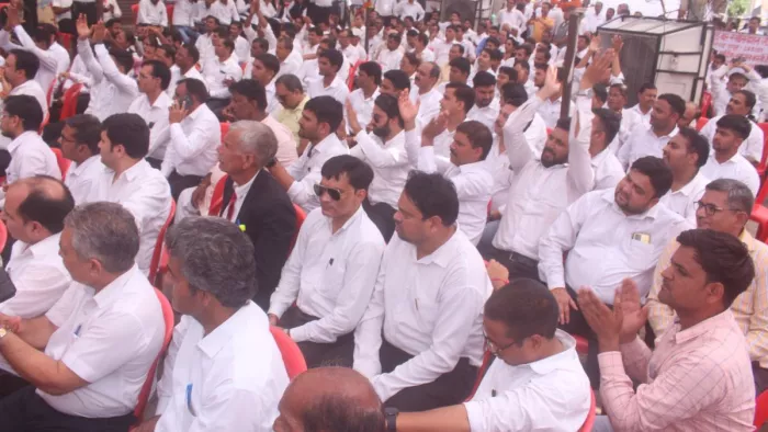 गाजियाबाद बार एसोसिएशन के पूर्व सचिव का विवादित बयान