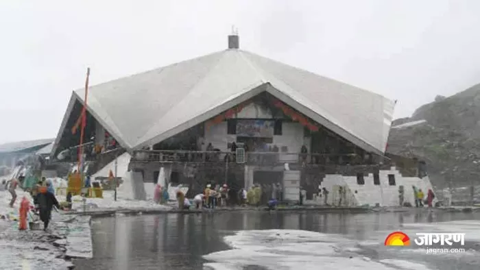 मानसून के सुस्त पड़ने के बाद यात्रा ने गति भी पकड़ ली है।